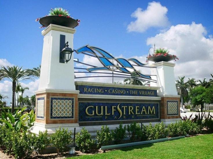 ハランデール・ビーチHallandale Gulfstream Pool Walk To The Beachアパートメント エクステリア 写真